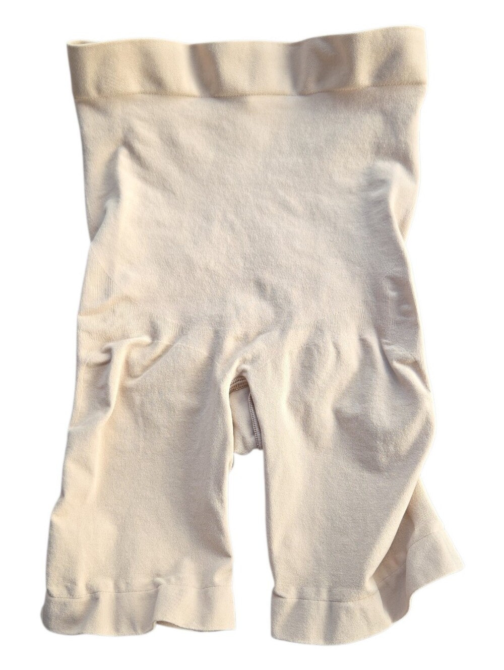 NWOT SKIMS Seamless Sculpt Mid Thigh Shapewear Short Nude Clay Medium